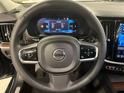 Certified 2024 Volvo S60 B5 Plus image 11