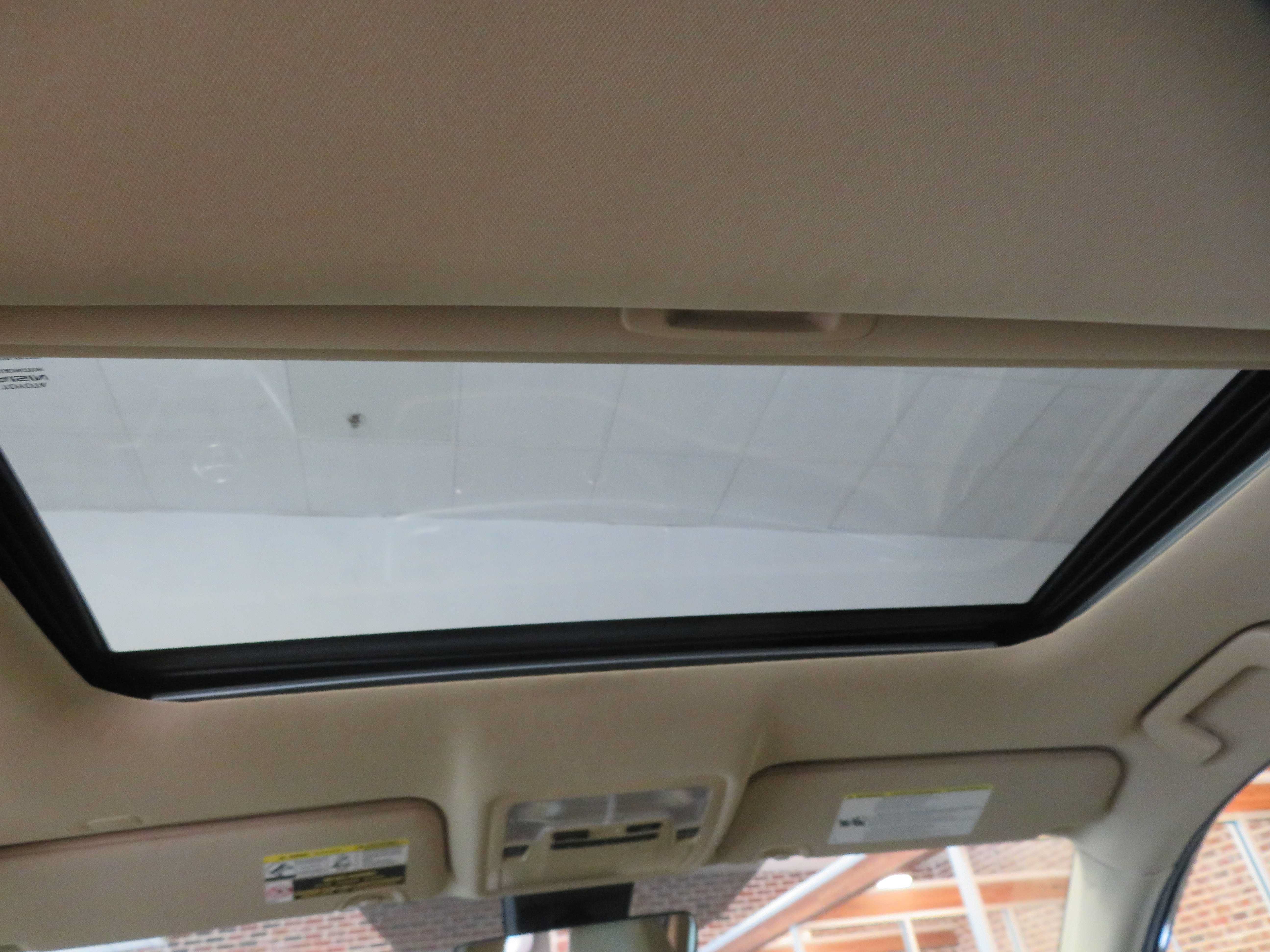 Used 2019 Toyota Highlander XLE FWD image 55