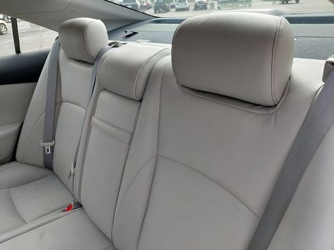 Used 2011 Lexus ES 350 FWD image 25
