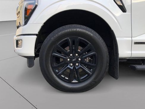 Used 2025 Ford F150 Platinum w/ Equipment Group 702A High AWD/4WD image 30