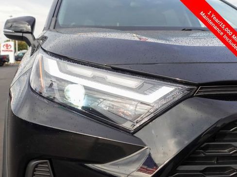 Used 2022 Toyota RAV4 XLE image 6