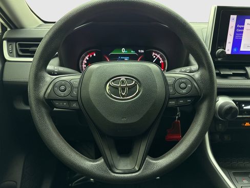 Used 2023 Toyota RAV4 LE FWD image 19