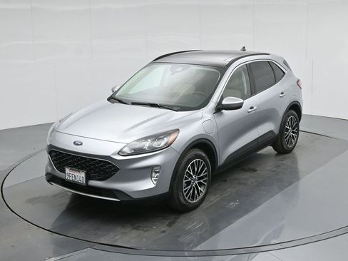 Used 2022 Ford Escape SEL image 40