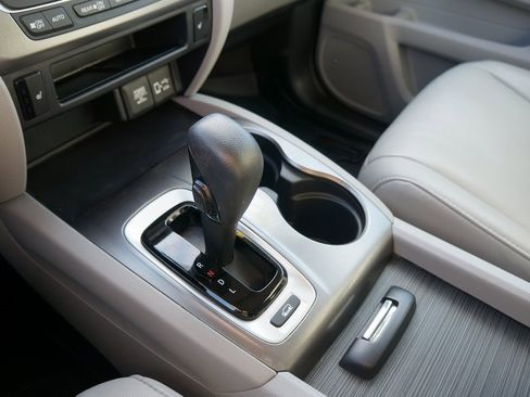 Used 2019 Honda Pilot EX-L image 28