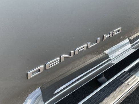 Used 2025 GMC Sierra 2500 Denali w/ Denali Reserve Package image 32