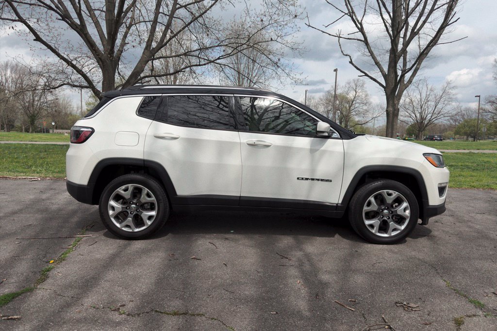 Used 2021 Jeep Compass Limited AWD/4WD image 25