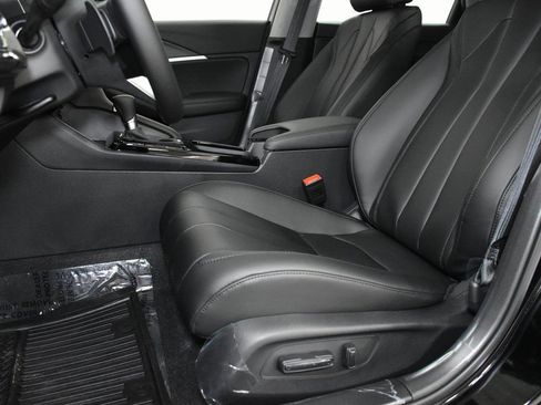 Used 2025 Acura Integra image 10