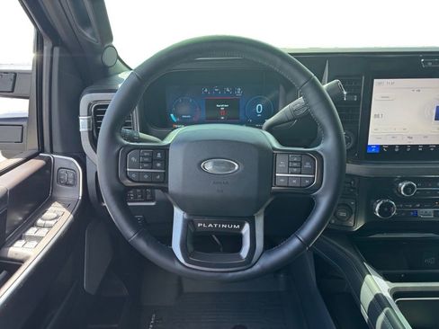 Used 2026 Ford F250 Platinum AWD/4WD image 12