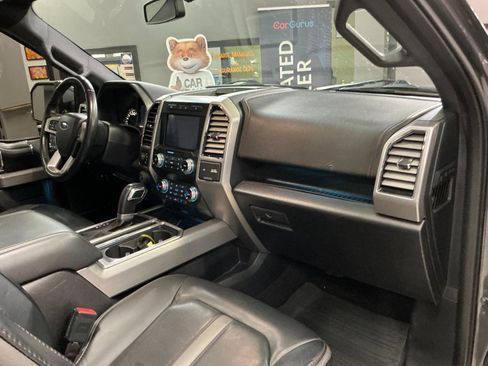 Used 2020 Ford F150 Platinum w/ Equipment Group 701A Luxury AWD/4WD image 35