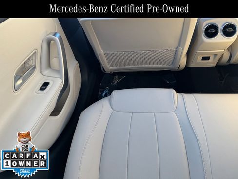 Used 2023 Mercedes-Benz CLA 250 4MATIC image 21