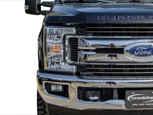 Used 2019 Ford F250 XLT w/ XLT Premium Package AWD/4WD image 48