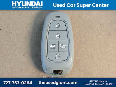 Used 2022 Hyundai Santa Cruz SEL w/ Activity Package FWD image 33