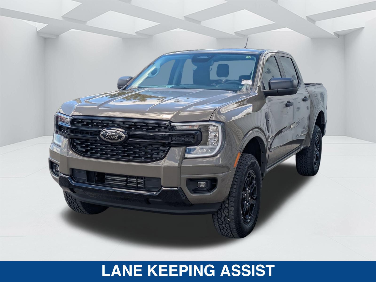 New 2026 Ford Ranger XLT w/ Black Appearance Package RWD image 9