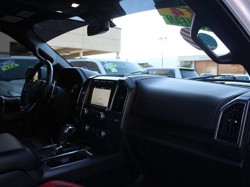 Used 2018 Ford F150 Lariat w/ Equipment Group 502A Luxury AWD/4WD image 31