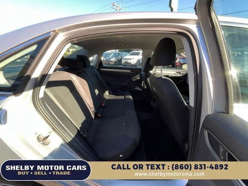 Used 2016 Volkswagen Passat 1.8T S image 14