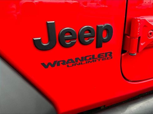 Used 2022 Jeep Wrangler Unlimited Sport AWD/4WD image 36