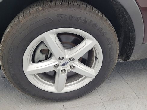 Used 2019 Ford Explorer XLT w/ Equipment Group 202A image 31