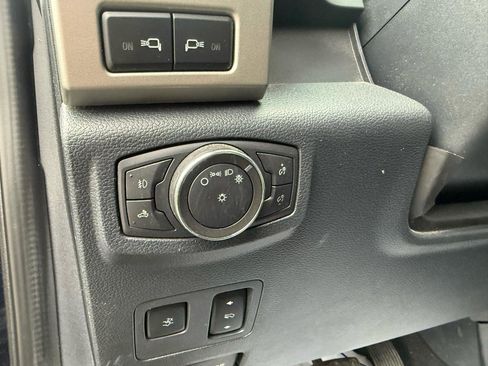 Used 2022 Ford F250 Lariat w/ Tremor Off-Road Package image 32