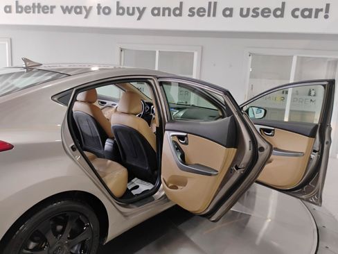 Used 2013 Hyundai Elantra Limited w/ Technology Pkg FWD image 39