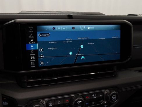 Used 2024 Jeep Wrangler High Altitude image 33