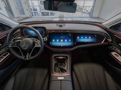 Used 2025 Mercedes-Benz E 450 4MATIC All-Terrain Wagon image 7