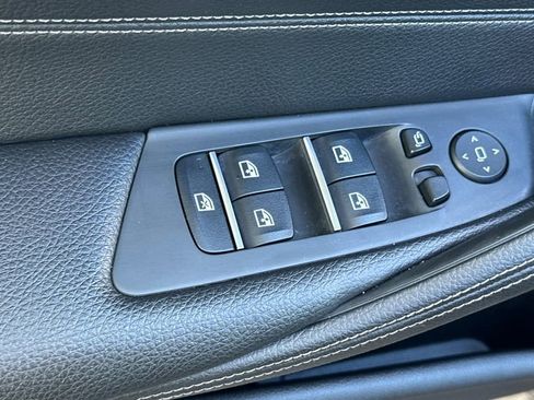 Used 2019 BMW 530i w/ Convenience Package image 11