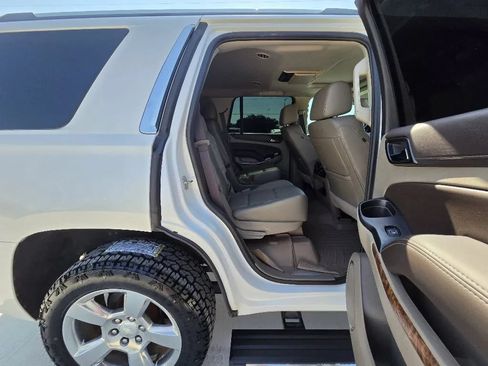 Used 2017 Chevrolet Tahoe Premier AWD/4WD image 22
