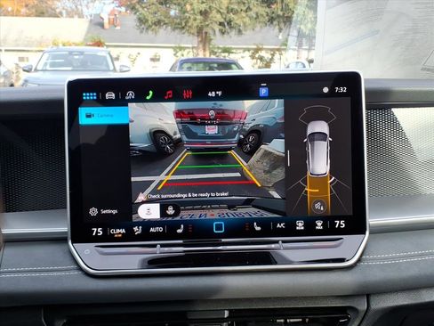 New 2026 Volkswagen Tiguan SE R-Line image 12