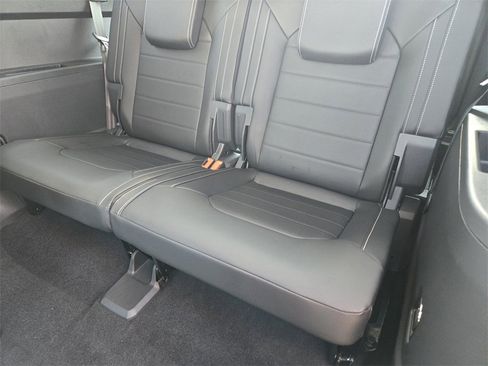 New 2026 Volkswagen Atlas SEL image 23