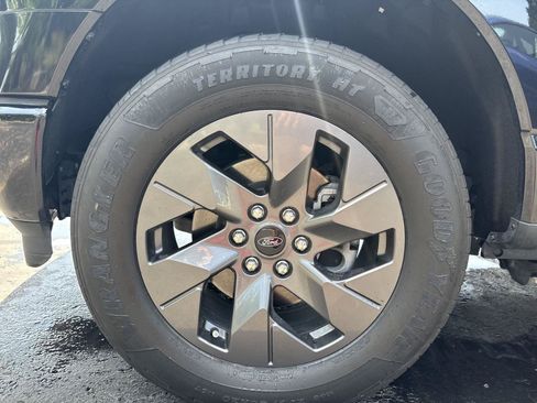 Used 2024 Ford F150 Lightning Lariat AWD/4WD image 20