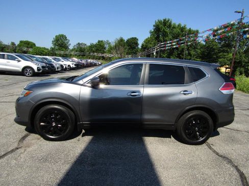 Used 2015 Nissan Rogue S AWD/4WD image 4