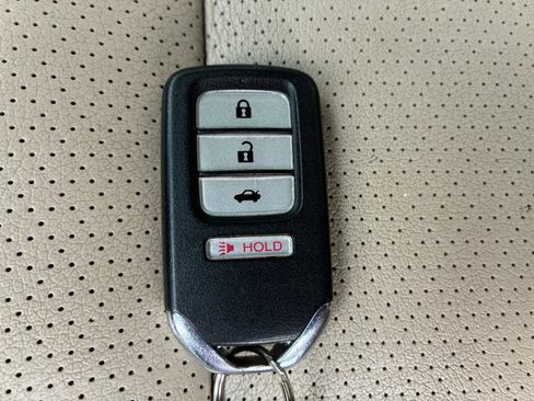 Used 2015 Honda Accord EX-L image 31