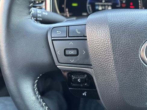 Certified 2025 Toyota Camry SE image 19