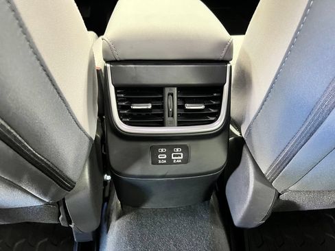 Used 2025 Subaru Legacy Premium AWD/4WD image 22