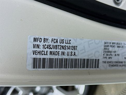 Used 2022 Jeep Wagoneer Series II image 38