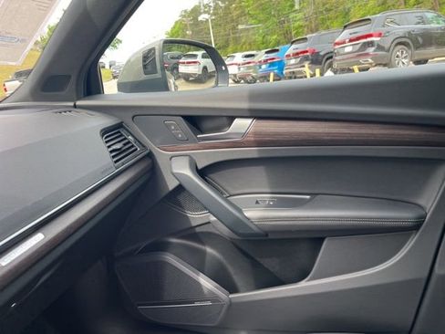 Used 2023 Audi Q5 2.0T Premium Plus w/ Premium Plus Package AWD/4WD image 26