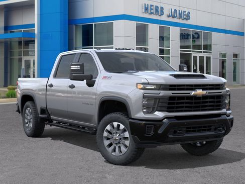 New 2026 Chevrolet Silverado 2500 Custom w/ Custom Value Package image 7