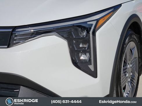 Used 2025 Kia K4 FWD image 10
