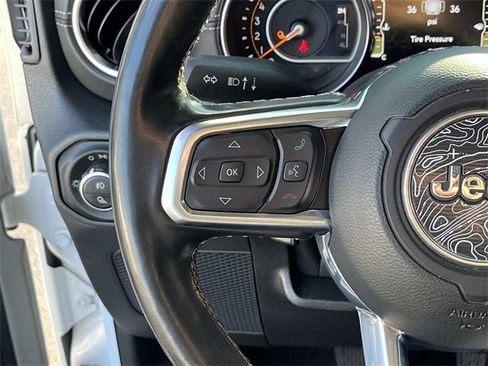 Used 2022 Jeep Gladiator Overland w/ Popular Equipment Package image 27