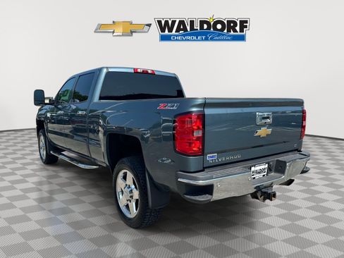 Used 2015 Chevrolet Silverado 2500 LT w/ Z71 Package, Off-Road AWD/4WD image 4