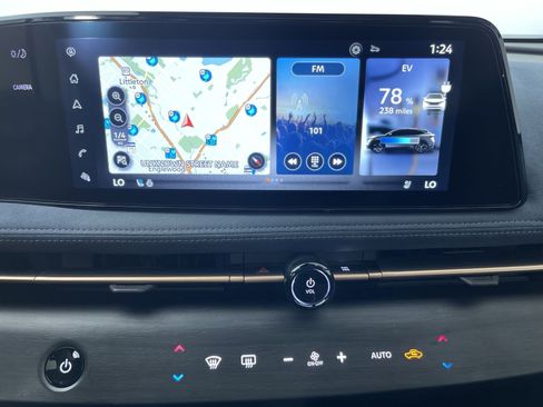 Certified 2023 Nissan Ariya AWD/4WD image 18