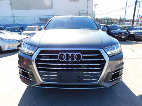 Used 2017 Audi Q7 3.0T Premium Plus image 2