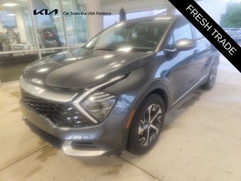 Certified 2025 Kia Sportage EX FWD image 4