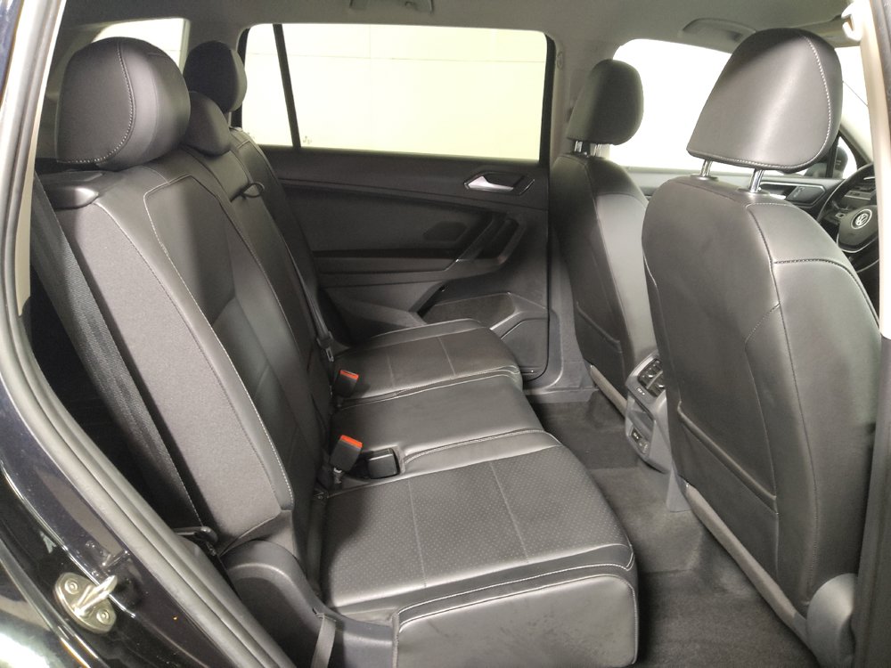Used 2018 Volkswagen Tiguan SE AWD/4WD image 19