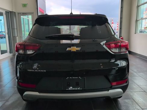 Used 2023 Chevrolet TrailBlazer LT FWD image 6
