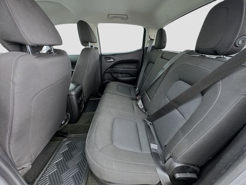 Used 2018 Chevrolet Colorado LT image 15