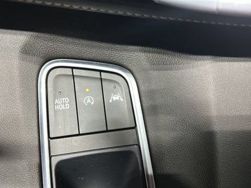 Used 2022 Cadillac Escalade Sport w/ LPO, ONYX Package AWD/4WD image 21