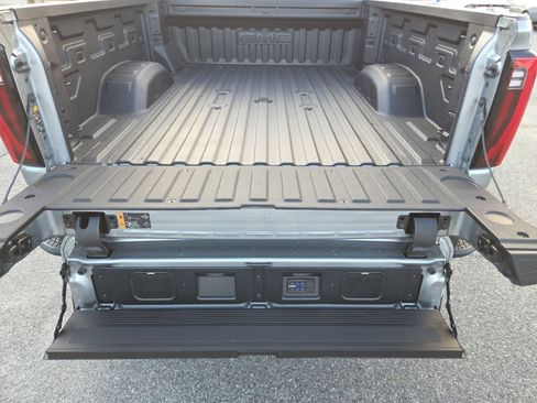 New 2026 GMC Sierra 2500 Denali Ultimate AWD/4WD image 24