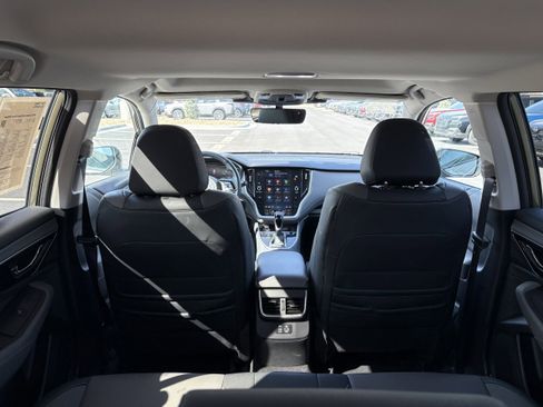 Used 2025 Subaru Outback Onyx Edition image 13