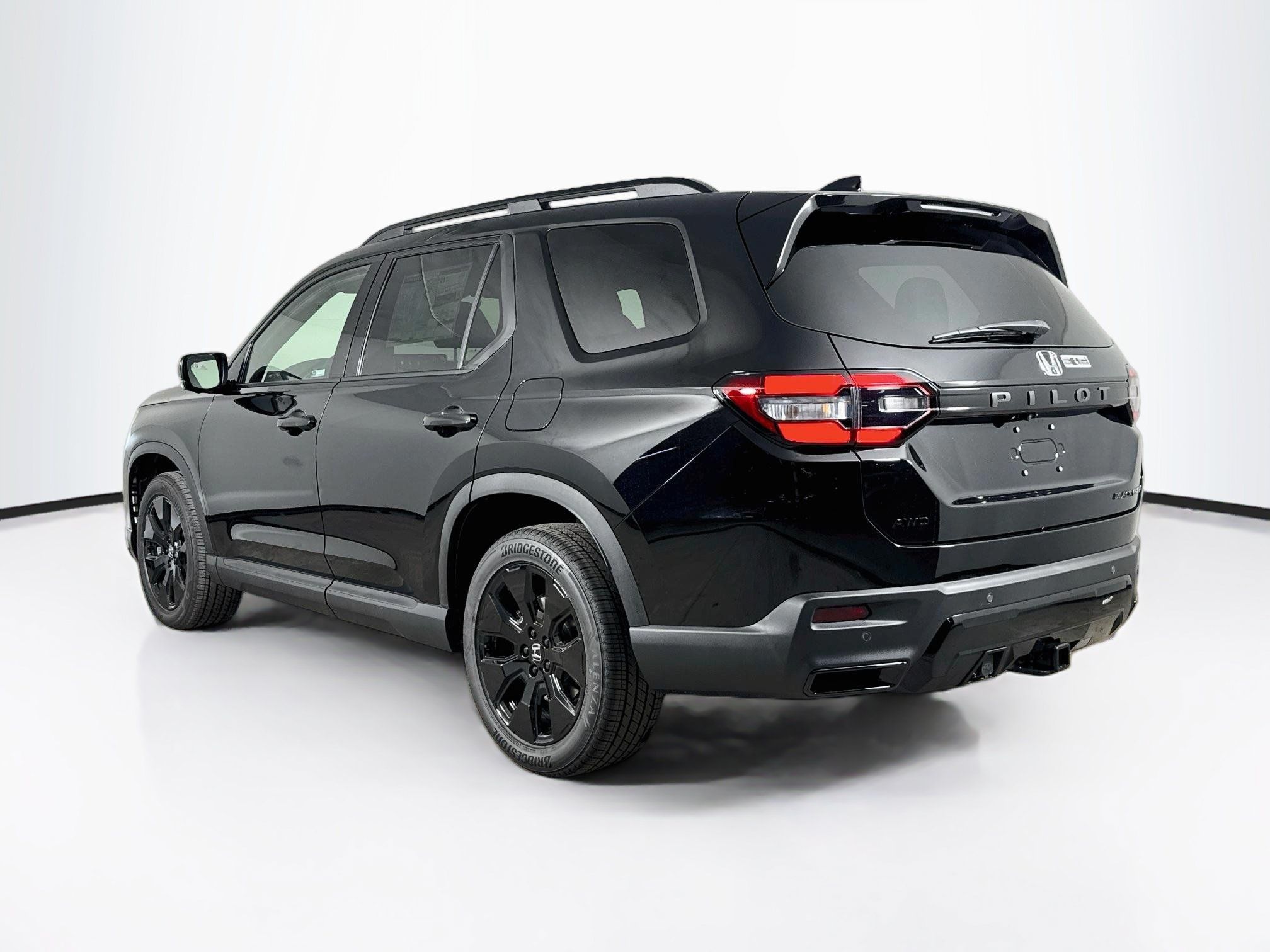 New 2026 Honda Pilot Black Edition image 32